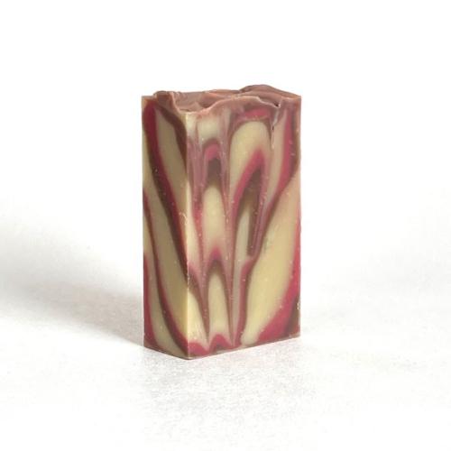 Ylang Ylang Seife - Blumiger Duft mit Kräuternote
